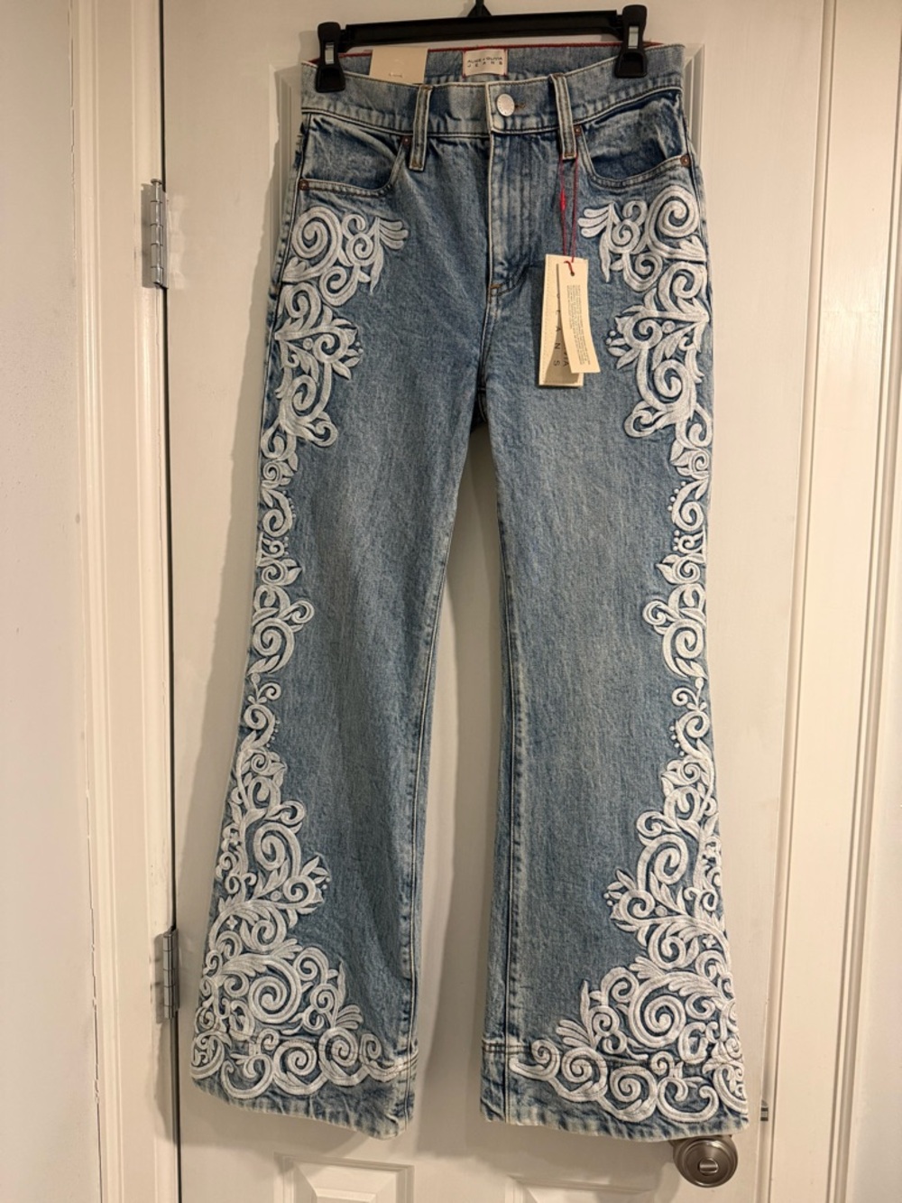 alice + olivia, Embroidered cropped bell jean